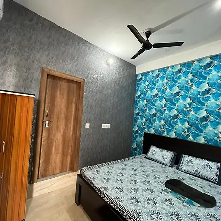 Prabhu Sadan Home Stay Govardhan Exterior photo